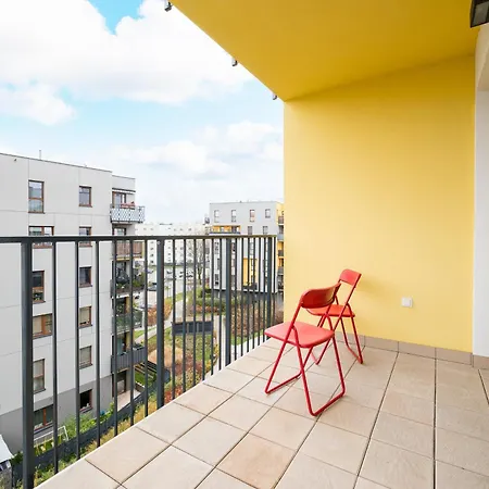 Marywilska Homely By Bookinghost *