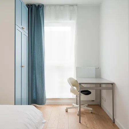 Marywilska Homely By Bookinghost Daire *